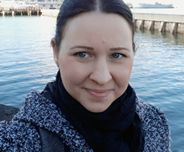 Manuela Inusa Portrait